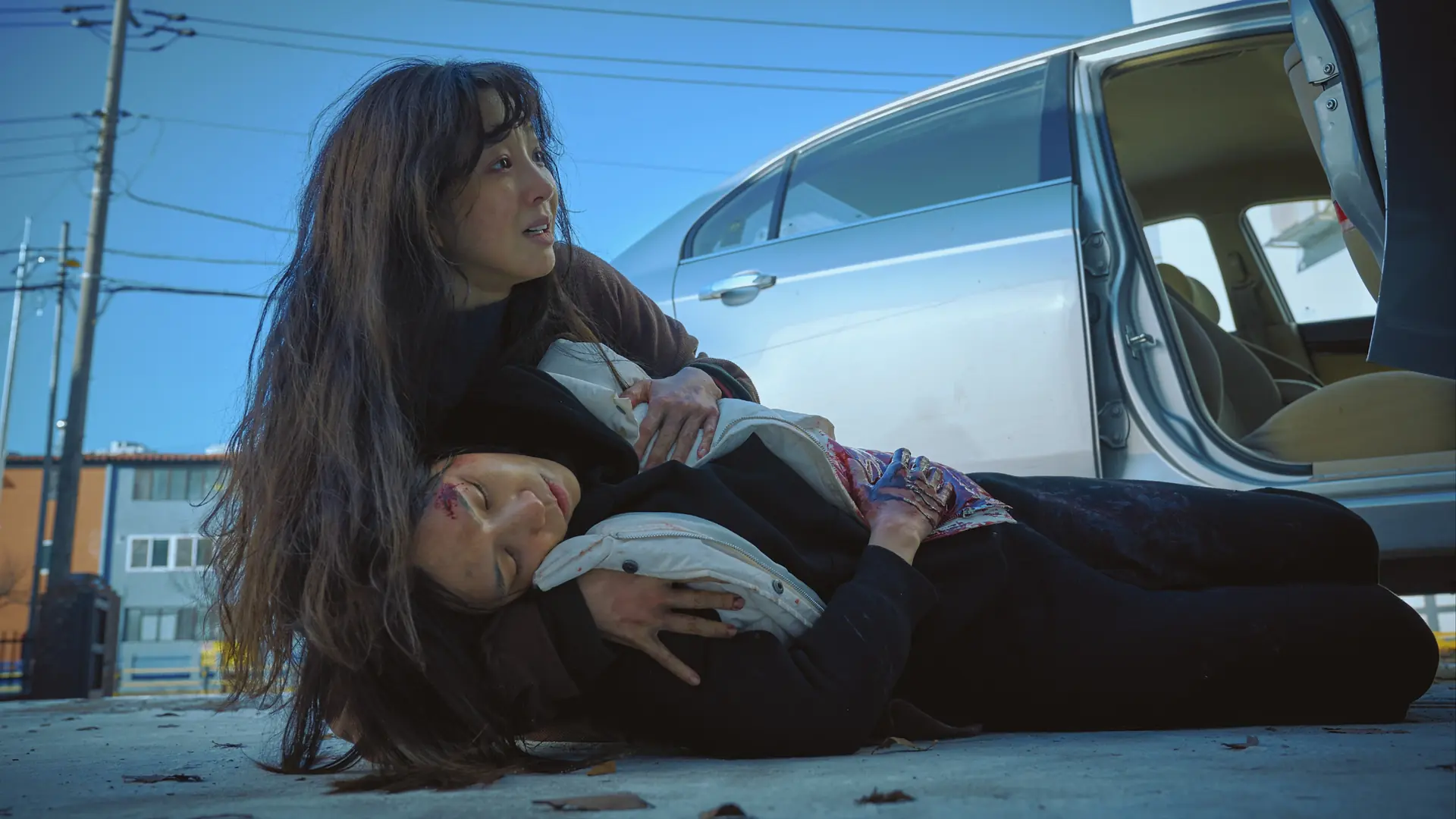 ‘Không bông tuyết nào trong sạch’ vén màn tâm lý nghẹt thở